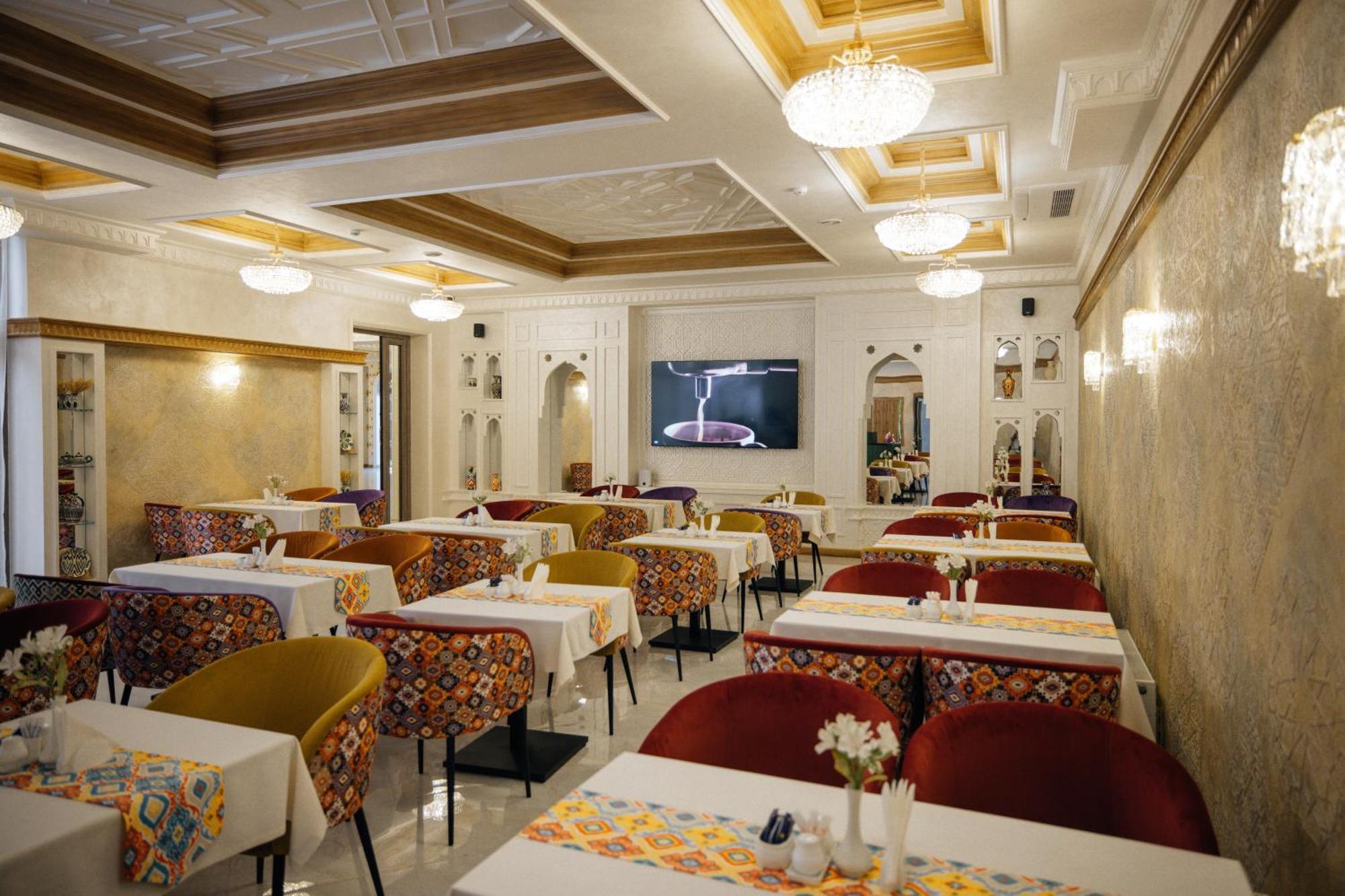 Kohinur Plaza Hotel Samarkand Buitenkant foto